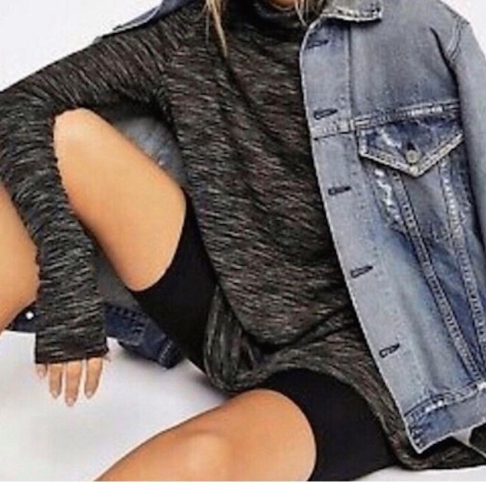 Free People We The Free Stone Cold Turtleneck slit back marled tunic size medium - Picture 2 of 16